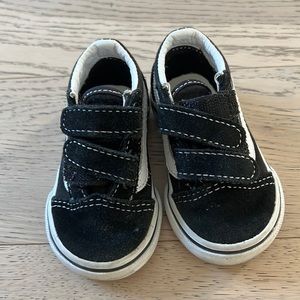 Vans baby size 4